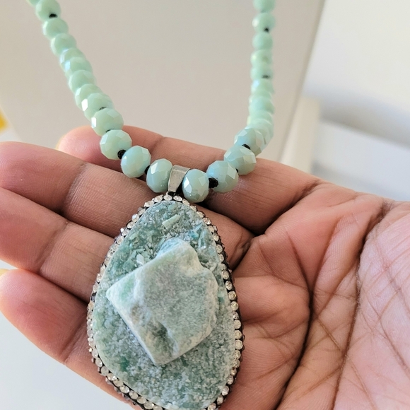 Extended Druzy Stone Beaded Necklace (Sea Green) - Picture 4 of 8